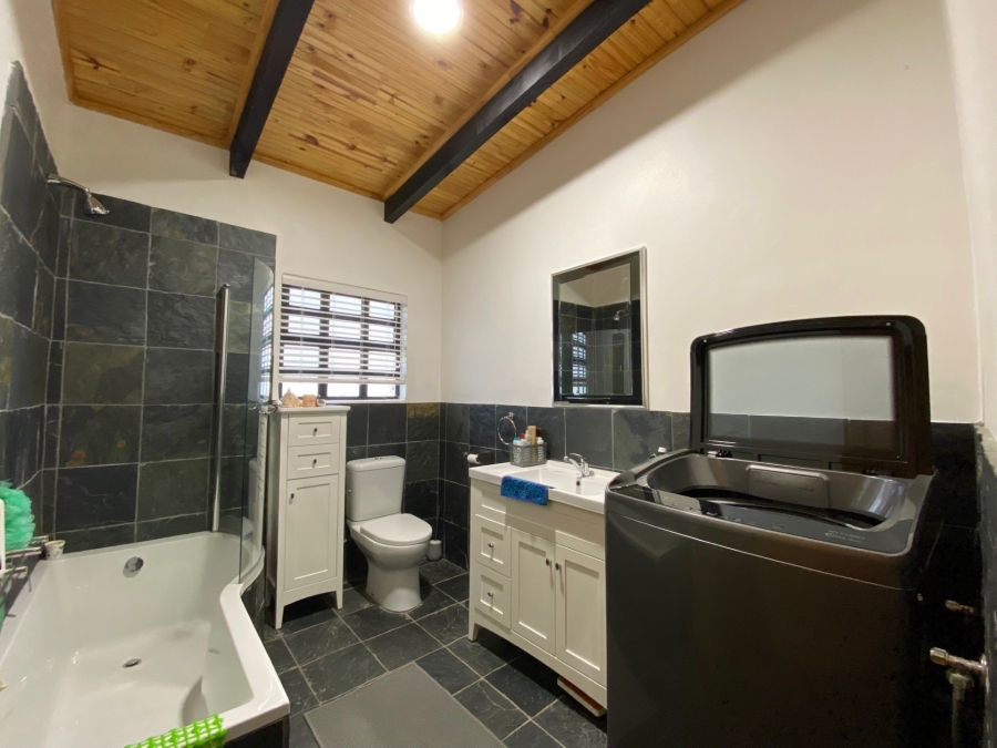 5 Bedroom Property for Sale in Hopefield Western Cape
